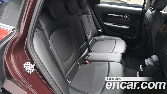 Mini Cooper D 클럽맨 2세대, 2017 12