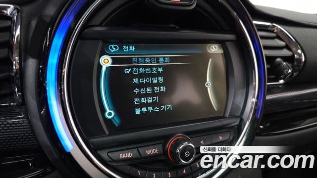 Mini Cooper D 클럽맨 2세대, 2017 14