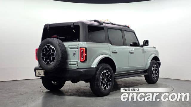 Ford Bronco 6세대 2.7 outer Banks, 2023 2