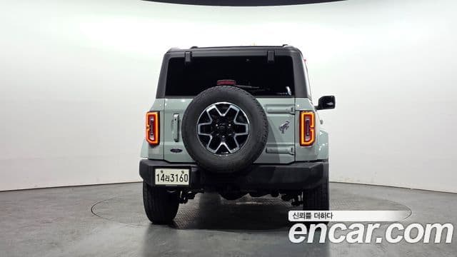 Ford Bronco 6세대 2.7 outer Banks, 2023 4