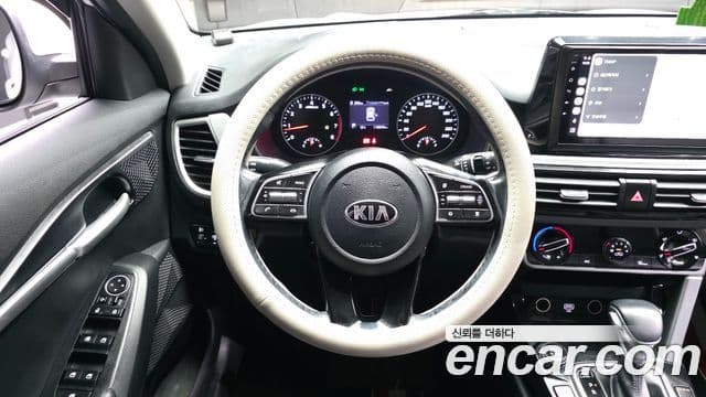 Kia Seltos Trendy, 2020 13