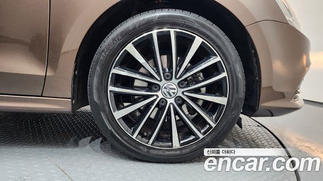 Volkswagen New Jetta 6세대, 2015 все фото