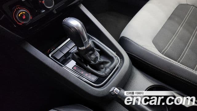 Volkswagen New Jetta 6세대, 2015 9