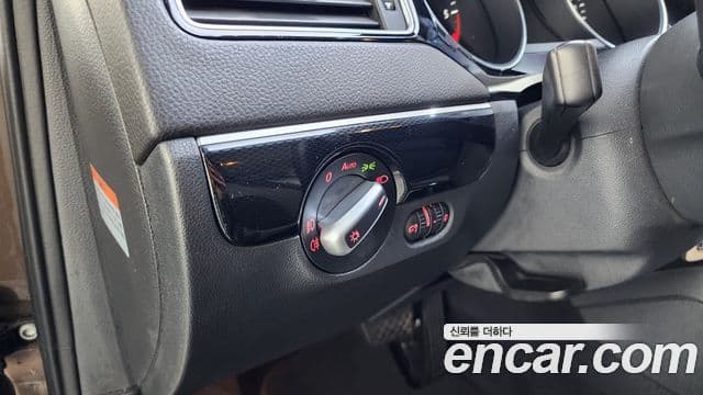 Volkswagen New Jetta 6세대, 2015 14