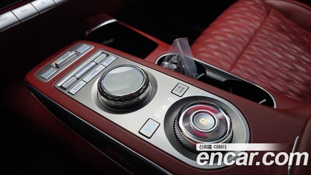 Genesis GV70, 2023 9