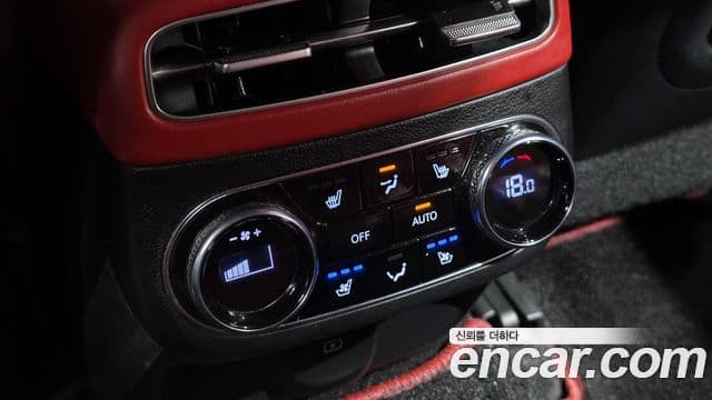 Genesis GV70, 2023 18