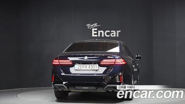 BMW 5시리즈 (G60) 520i M Sport, 2025 4