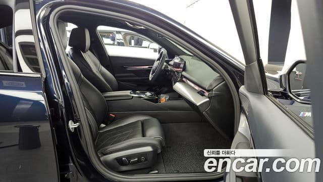 BMW 5시리즈 (G60) 520i M Sport, 2025 11