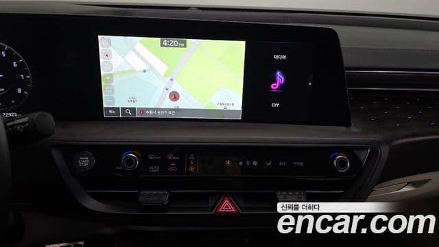 Kia K8 Signature, 2023 15