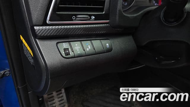 Hyundai Avante AD Extreme Selection, 2017 14