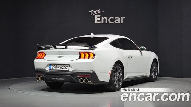Ford Mustang 7세대 2.3 EcoBoost Premium купе, 2024 2