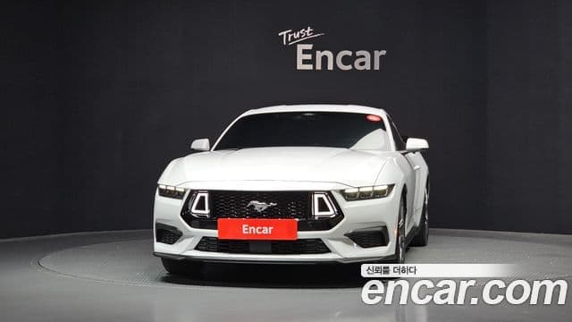 Ford Mustang 7세대 2.3 EcoBoost Premium купе, 2024 3