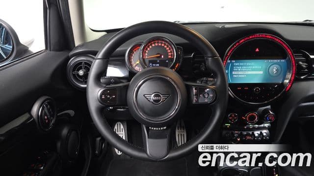 Mini Cooper 3세대, 2023 14