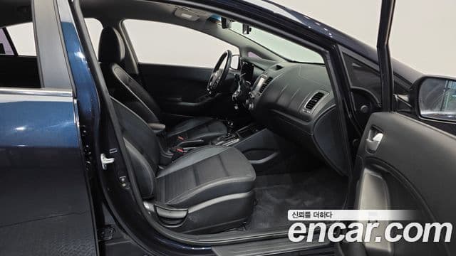 Kia The / новый New K3 Trendy, 2016 11