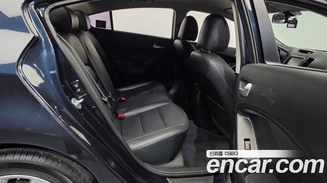 Kia The / новый New K3 Trendy, 2016 12