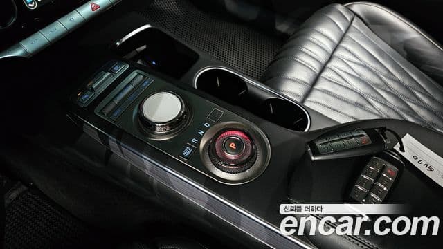 Genesis GV70, 2022 9