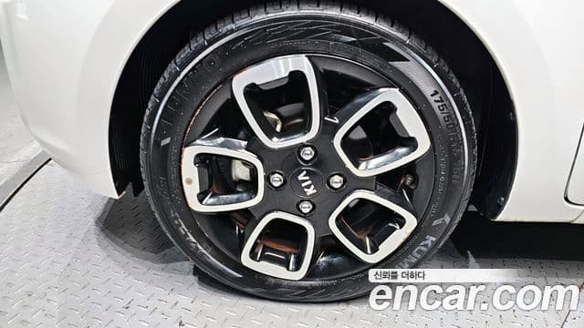 Kia The / новый New Ray Prestige, 2020 все фото