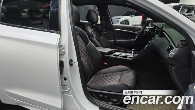 Genesis G70 Sport пакет, 2019 18