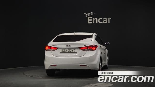 Hyundai Avante MD M16 GDI Avenue, 2013 4