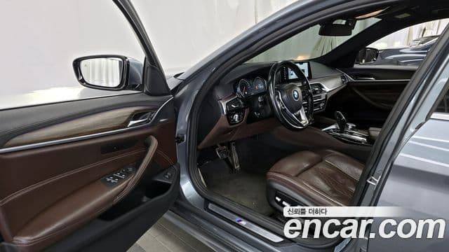 BMW 5시리즈 (G30) 530i xDrive M Sport Plus, 2018 10
