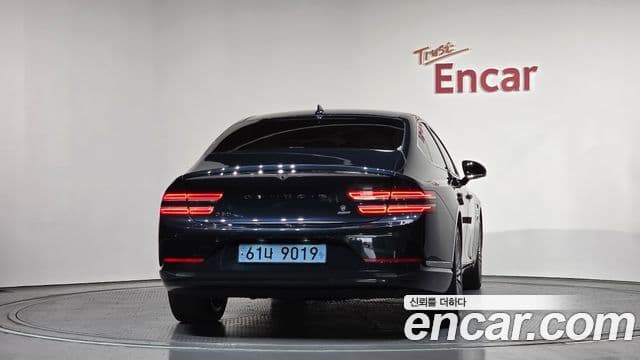 Genesis electrified G80 (RG3) e-AWD, 2022 4