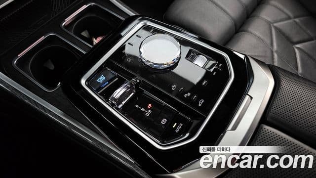 BMW i7 (G70) xDrive 60 M Sport, 2023 9