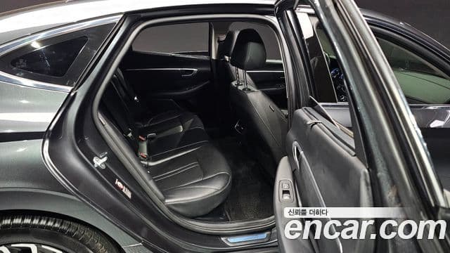 Hyundai Sonata гибрид (DN8) Family, 2020 11