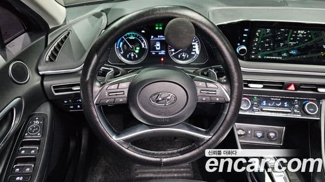 Hyundai Sonata гибрид (DN8) Family, 2020 13