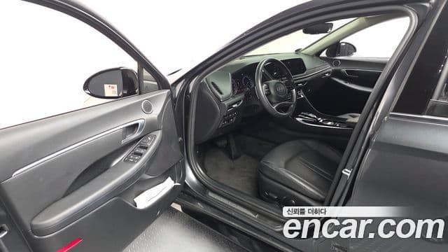 Hyundai Sonata (DN8) Premium Family, 2021 10