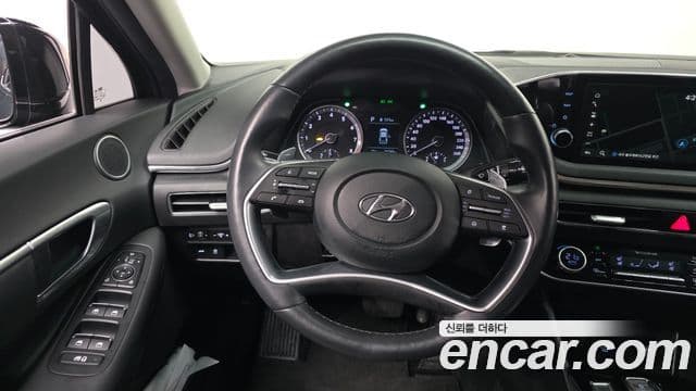 Hyundai Sonata (DN8) Premium Family, 2021 13