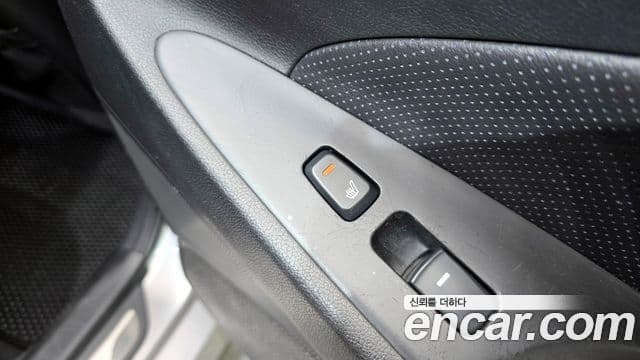 Hyundai Sonata гибрид Premium, 2014 19