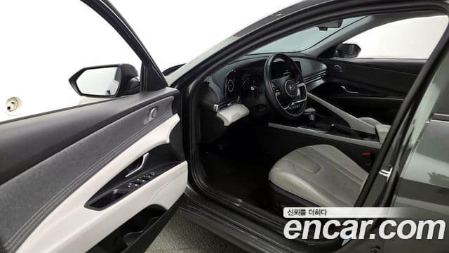 Hyundai Avante (CN7) Modern, 2021 10