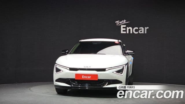 Kia The / новый New EV6 Earth, 2025 3