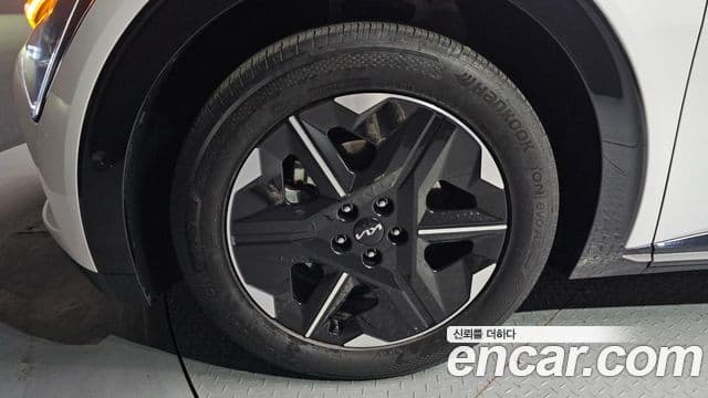 Kia The / новый New EV6 Earth, 2025 все фото