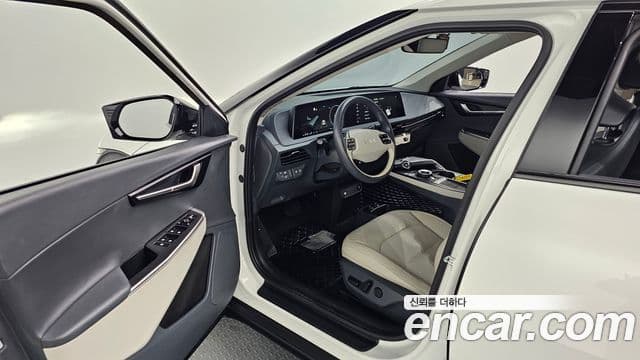 Kia EV6 Air, 2022 11