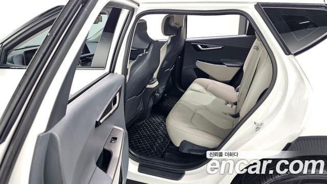 Kia EV6 Air, 2022 12