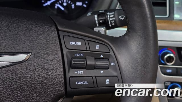 Genesis G80 Premium Luxury, 2017 15