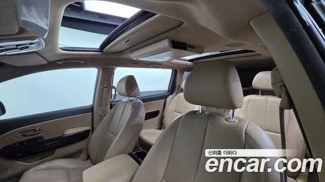 Kia All New Carnival Noblesse, 2016 17