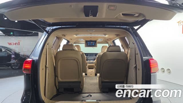 Kia All New Carnival Noblesse, 2016 18