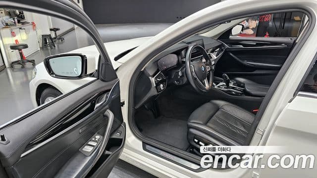 BMW 5시리즈 (G30) 520d Luxury Plus, 2020 10