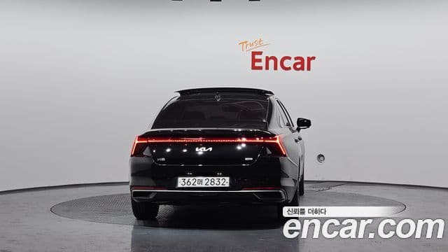 Kia K8 гибрид Signature, 2022 4