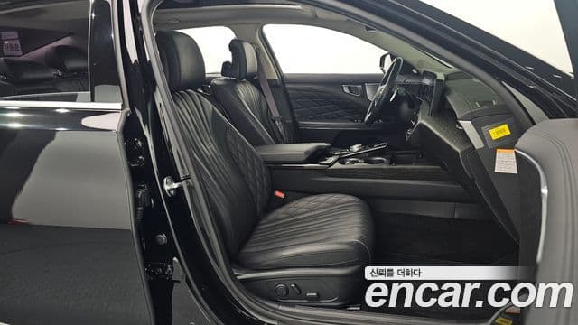 Kia K8 гибрид Signature, 2022 10