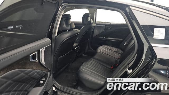 Kia K8 гибрид Signature, 2022 12