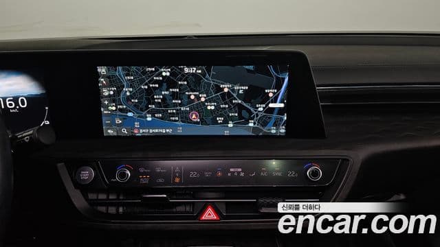 Kia K8 гибрид Signature, 2022 14