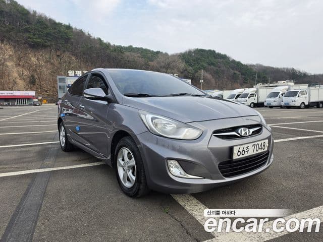 Hyundai Accent(новый кузов / новое поколение) Modern, 2014 3