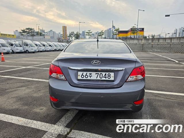 Hyundai Accent(новый кузов / новое поколение) Modern, 2014 7