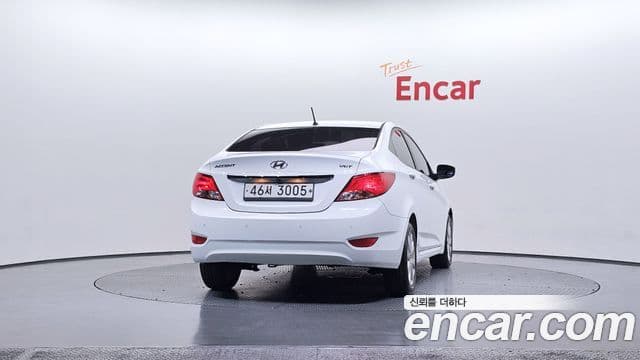 Hyundai Accent(новый кузов / новое поколение) Modern, 2015 4