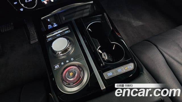 Genesis G80 (RG3) бензин 2.5 турбо AWD, 2023 9