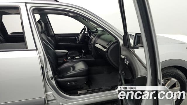 Kia Mohave 4WD KV300, 2012 11