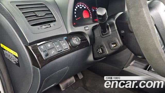 Kia Mohave 4WD KV300, 2012 16